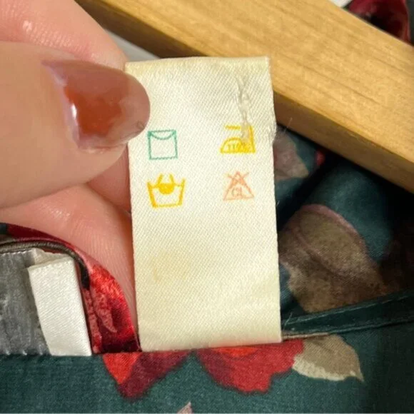 Vintage La Senza 100% Silk Floral Robe - Picture 8 of 8